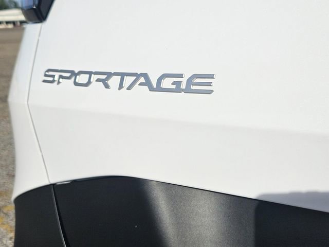 New 2026 Kia Sportage EX image 6