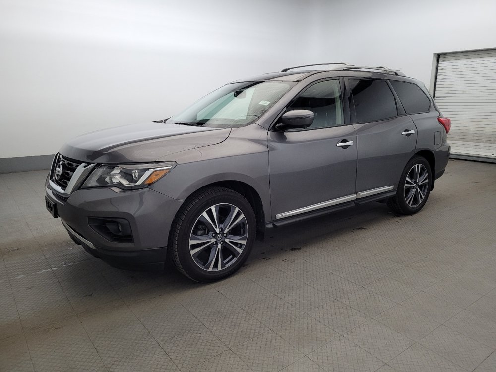 Used 2019 Nissan Pathfinder Platinum AWD/4WD image 2