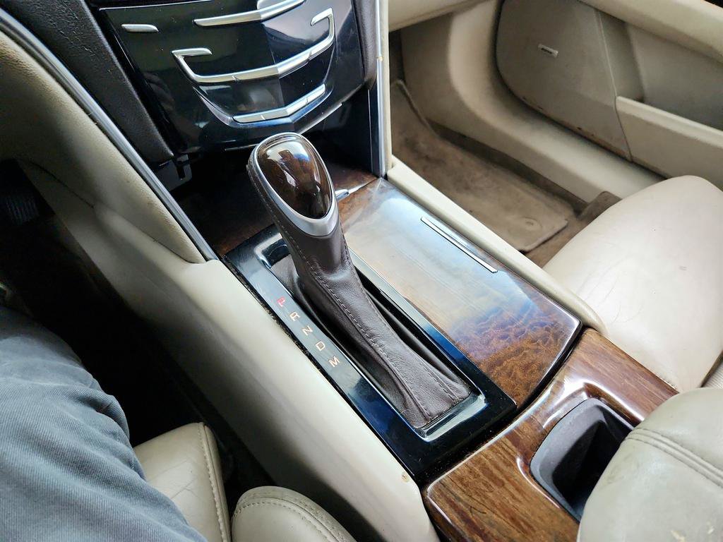 Used 2013 Cadillac XTS Premium FWD image 18
