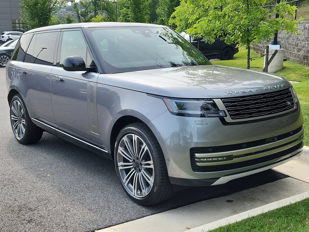 New 2026 Land Rover Range Rover Long Wheelbase SE AWD/4WD image 10