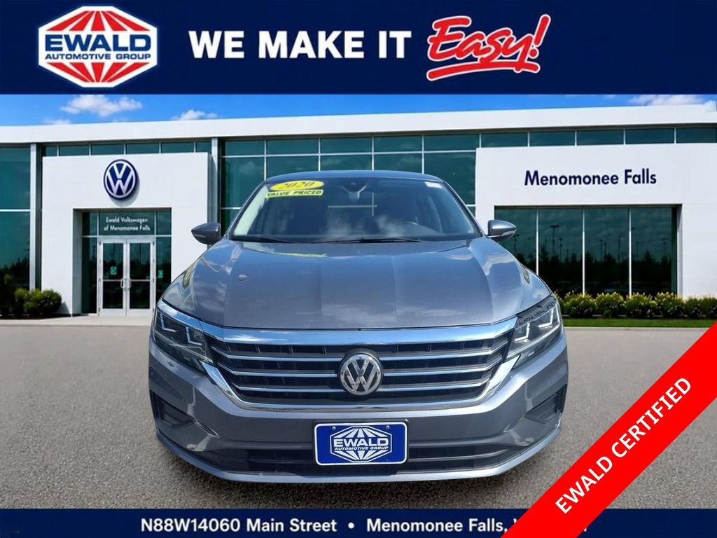 Used 2020 Volkswagen Passat 2.0T SE FWD image 2