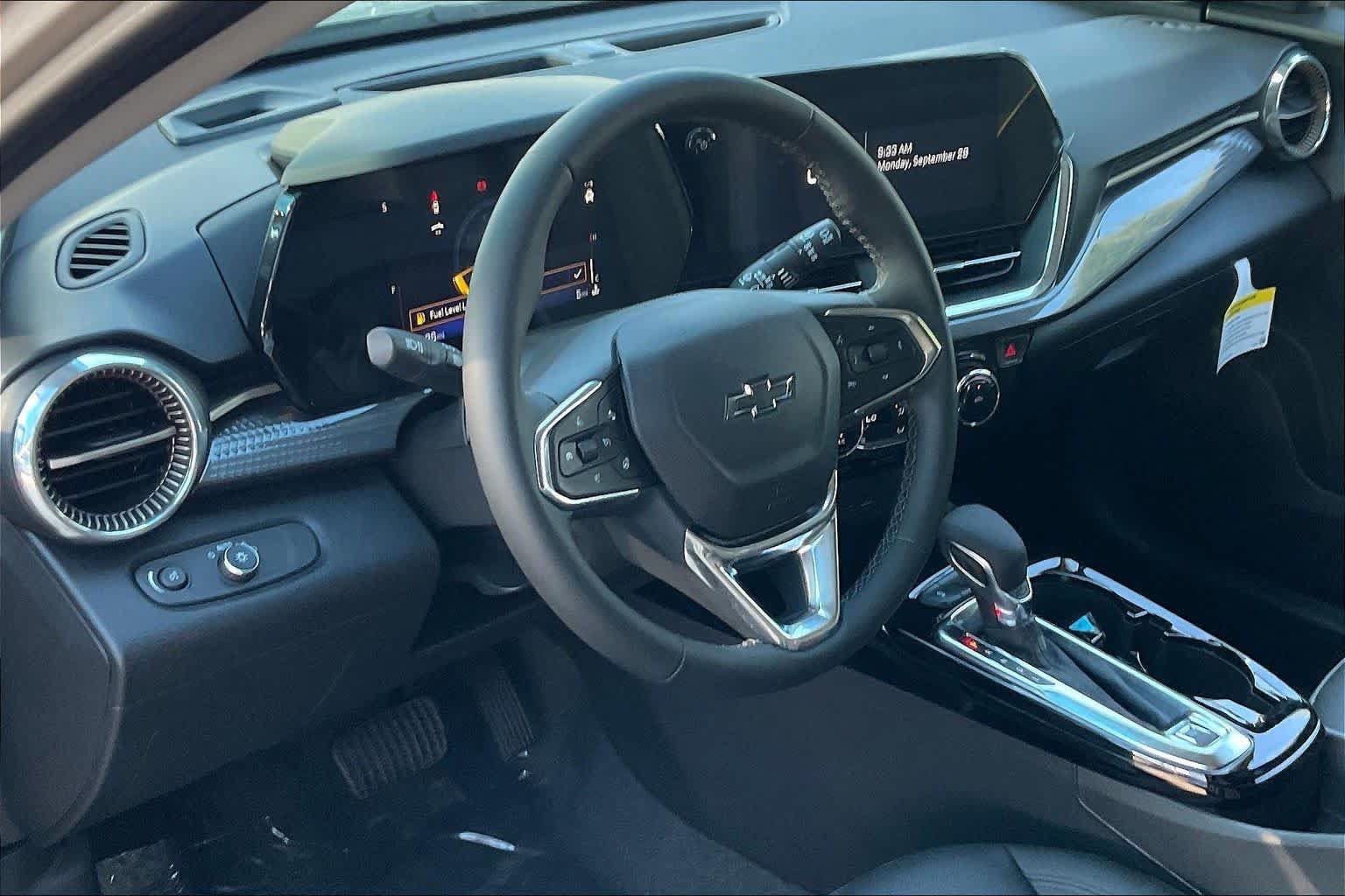 New 2026 Chevrolet Trax ACTIV w/ Driver Confidence Package FWD image 8