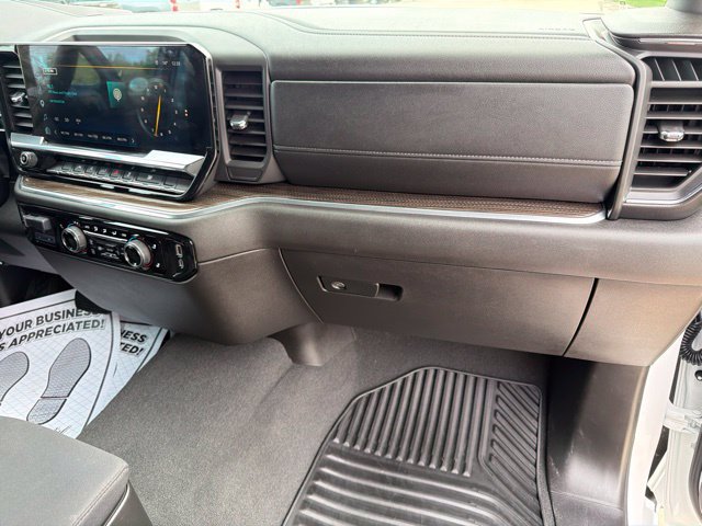 Used 2025 Chevrolet Silverado 1500 LT AWD/4WD image 33