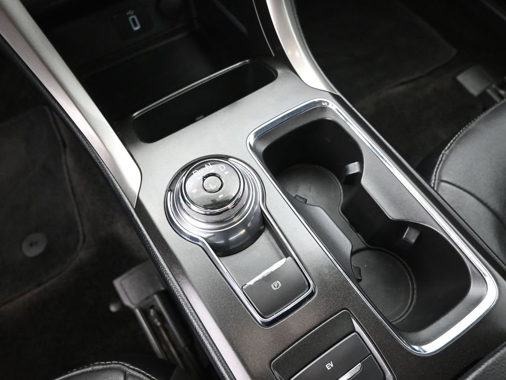 Used 2018 Ford Fusion Energi SE image 18