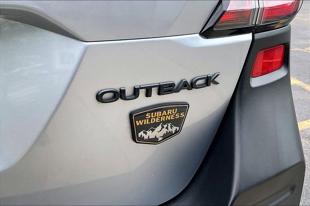 Used 2022 Subaru Outback Wilderness AWD/4WD image 9
