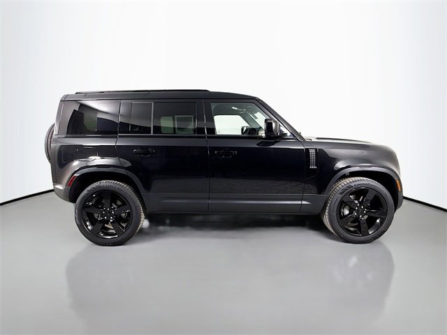 New 2026 Land Rover Defender 110 S image 4
