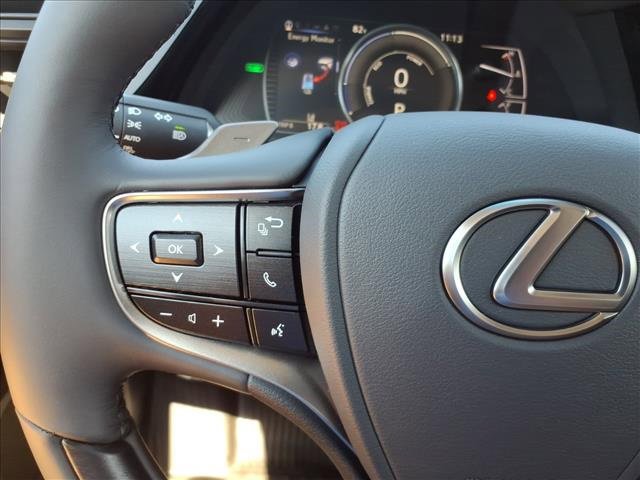 New 2025 Lexus ES 300h Ultra Luxury image 16