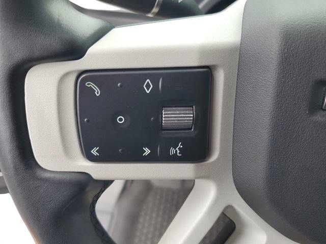 Used 2023 Land Rover Defender 110 SE AWD/4WD image 13