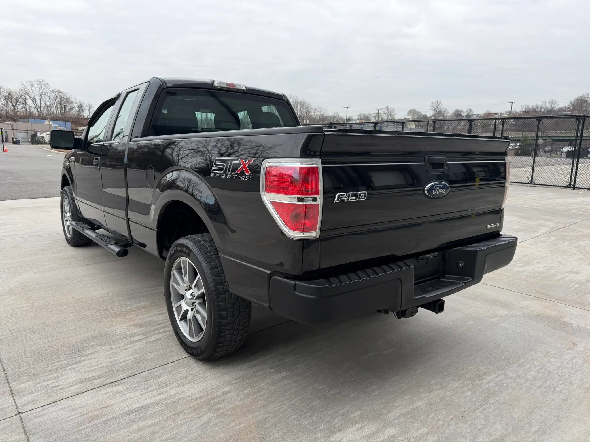 Used 2014 Ford F150 STX w/ Equipment Group 201A Mid image 8