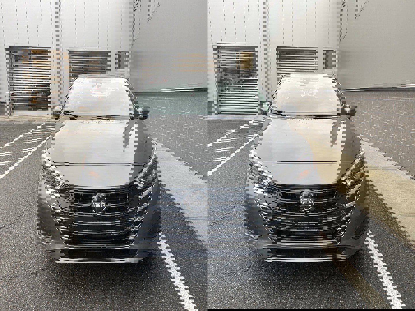 Used 2025 Nissan Versa SV w/ Trunk Package image 3