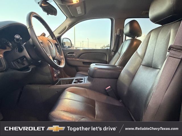 Used 2013 Chevrolet Tahoe LT RWD image 25