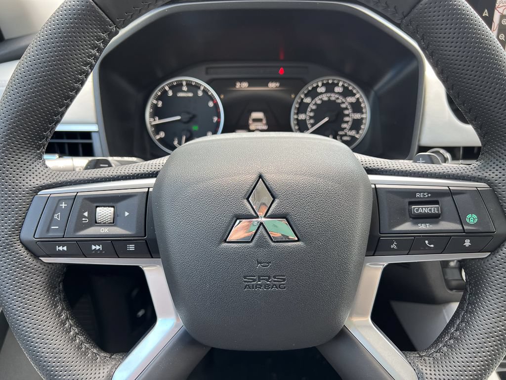 New 2026 Mitsubishi Outlander SE AWD/4WD image 23