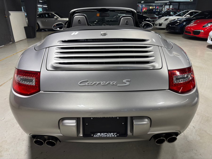 Used 2011 Porsche 911 Carrera S RWD image 3
