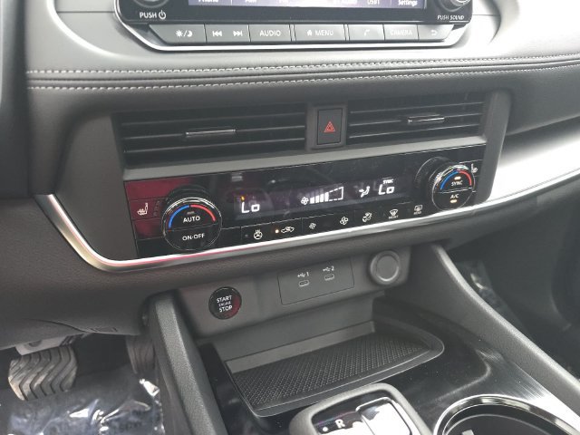 New 2027 Nissan Rogue Dark Armor FWD image 25