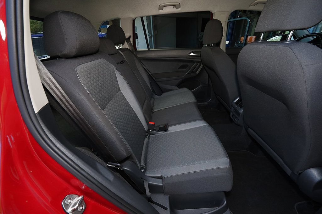 Used 2018 Volkswagen Tiguan S AWD/4WD image 15