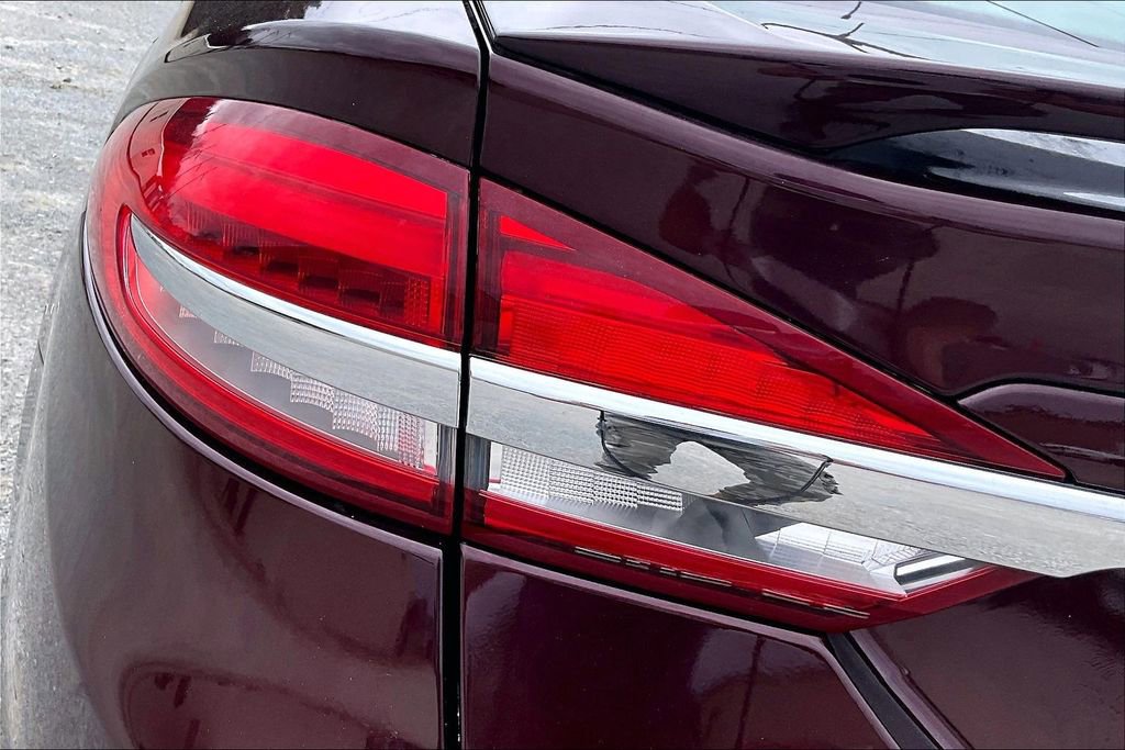 Used 2017 Ford Fusion Energi Titanium image 23