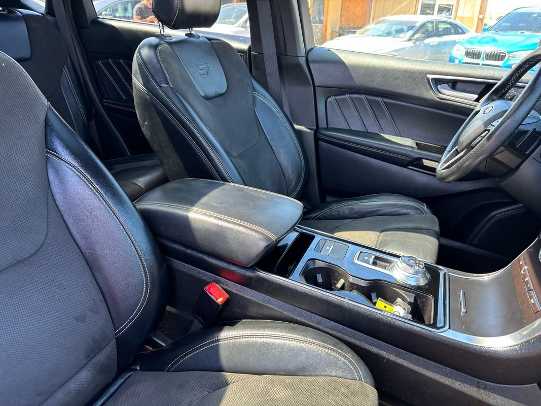 Used 2019 Ford Edge ST w/ Convenience Package AWD/4WD image 25