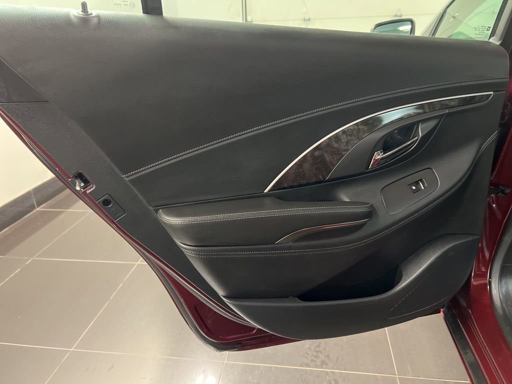 Used 2015 Buick LaCrosse Leather image 27