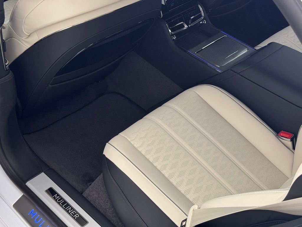 New 2026 Bentley Flying Spur Plug-In Hybrid image 18