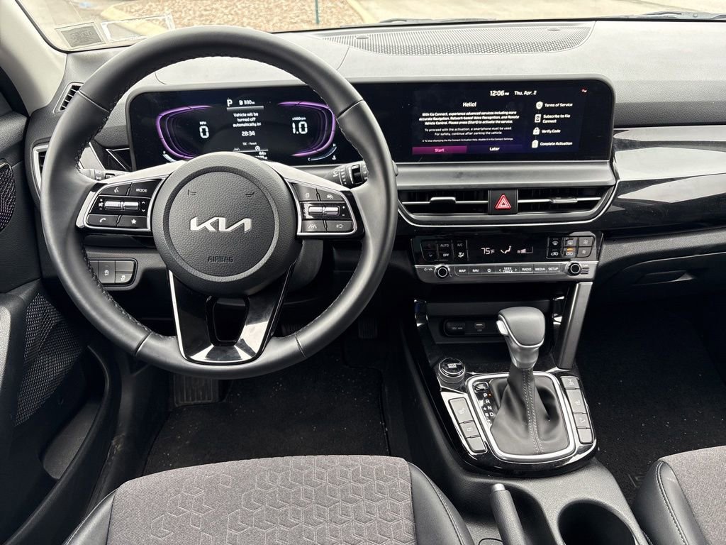 Certified 2025 Kia Seltos S image 13