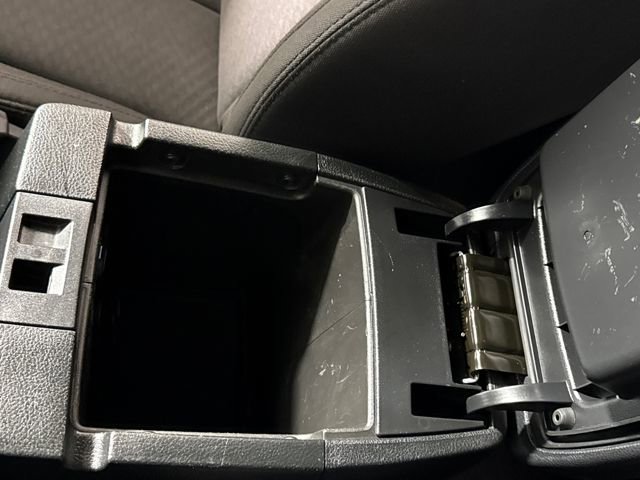 Used 2017 Jeep Wrangler Unlimited Sport image 32