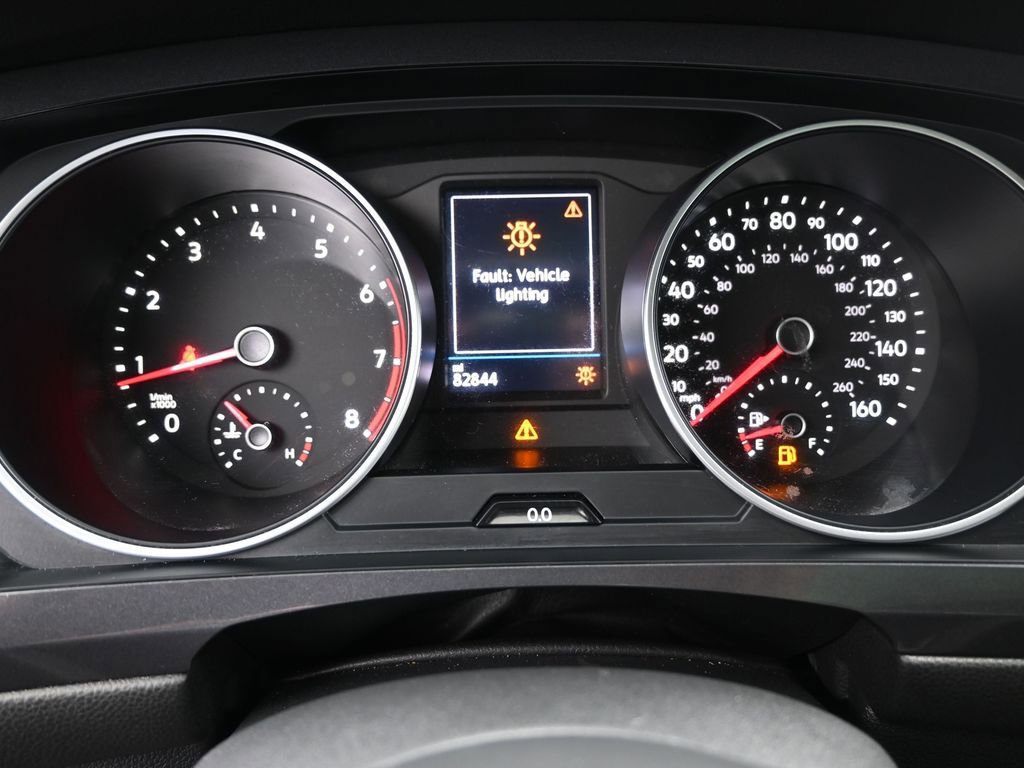 Used 2021 Volkswagen Tiguan SEL image 12