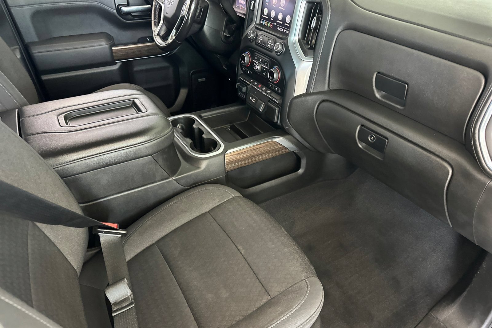 Used 2021 Chevrolet Silverado 1500 RST w/ Convenience Package II RWD image 19