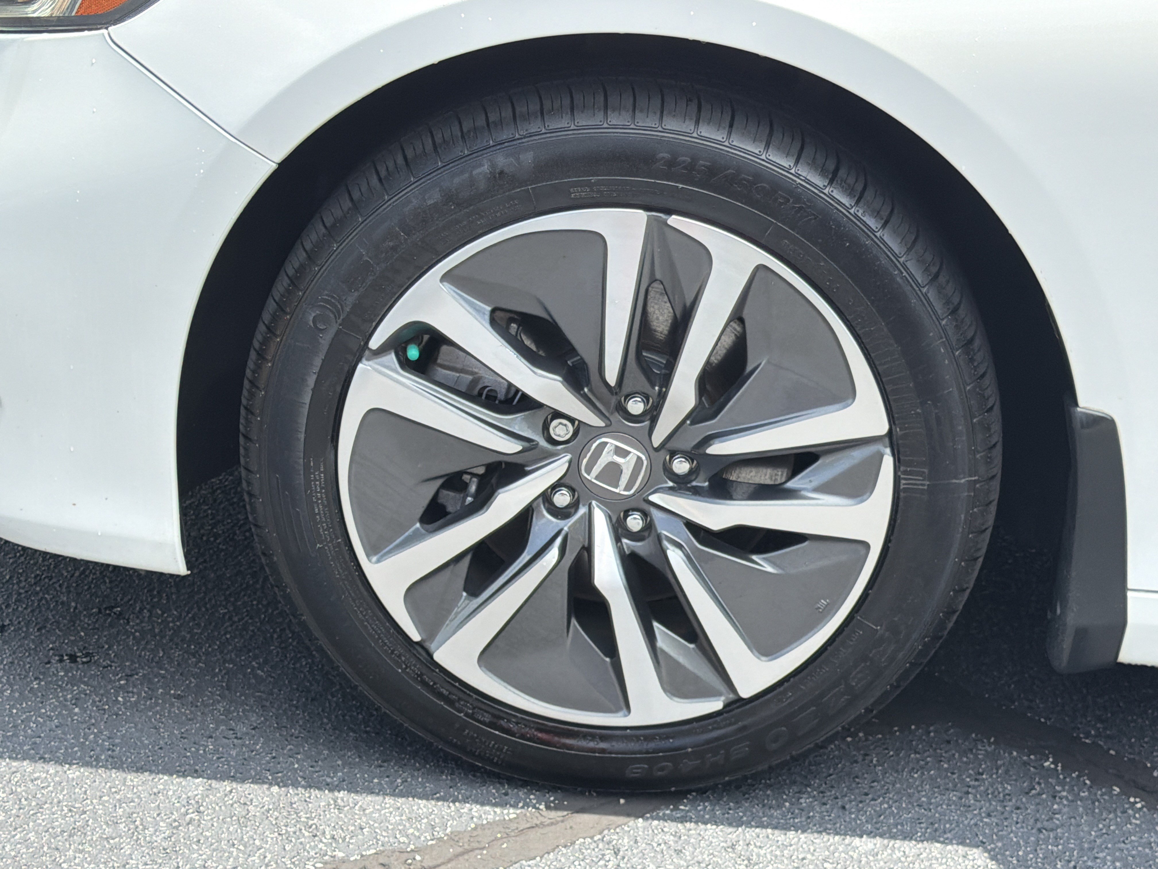 Used 2020 Honda Accord EX-L image 30