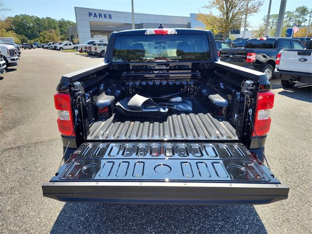 New 2025 Ford Maverick XLT w/ XLT Luxury Package AWD/4WD image 8