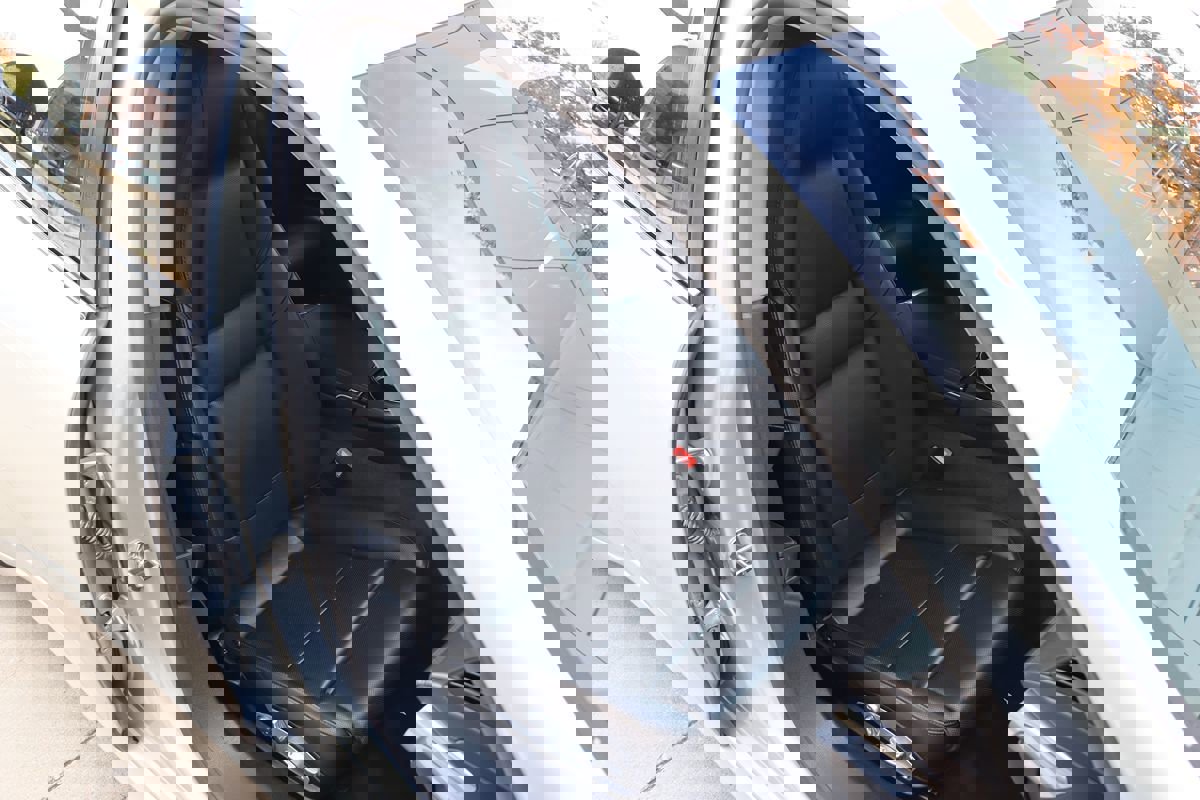 Used 2015 Porsche Panamera S image 33