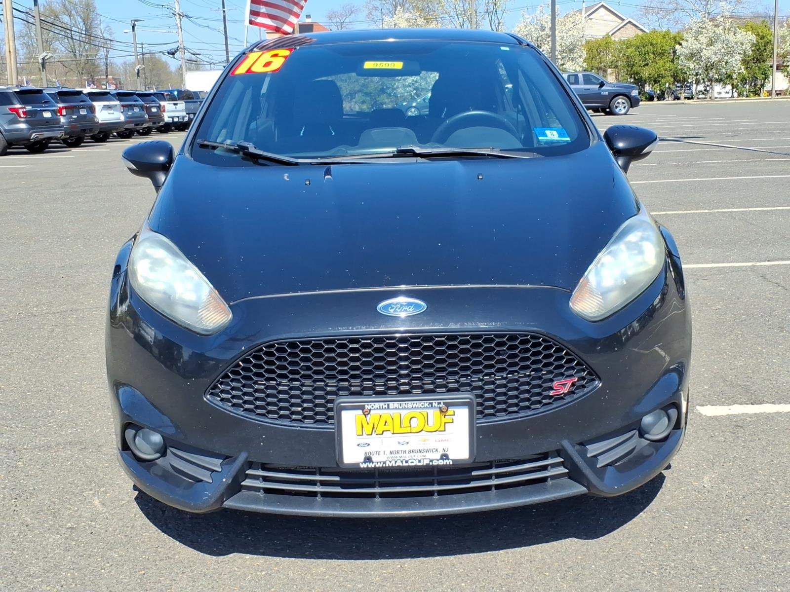 Used 2016 Ford Fiesta ST image 2
