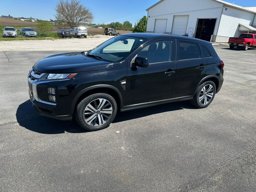 Used 2022 Mitsubishi Outlander Sport ES AWD/4WD image 1