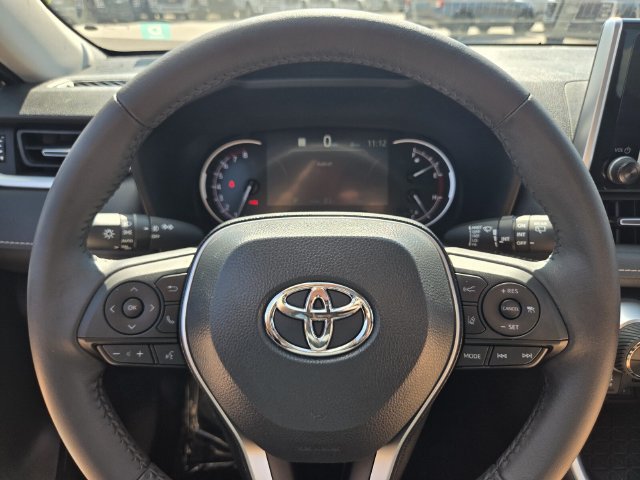 Used 2023 Toyota RAV4 XLE Premium FWD image 27