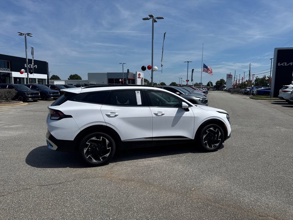 New 2024 Kia Sportage SX image 3