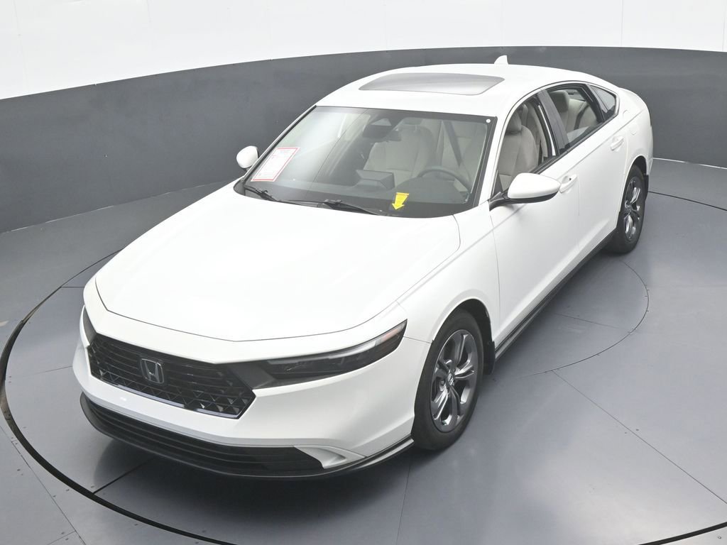 Used 2023 Honda Accord EX image 47