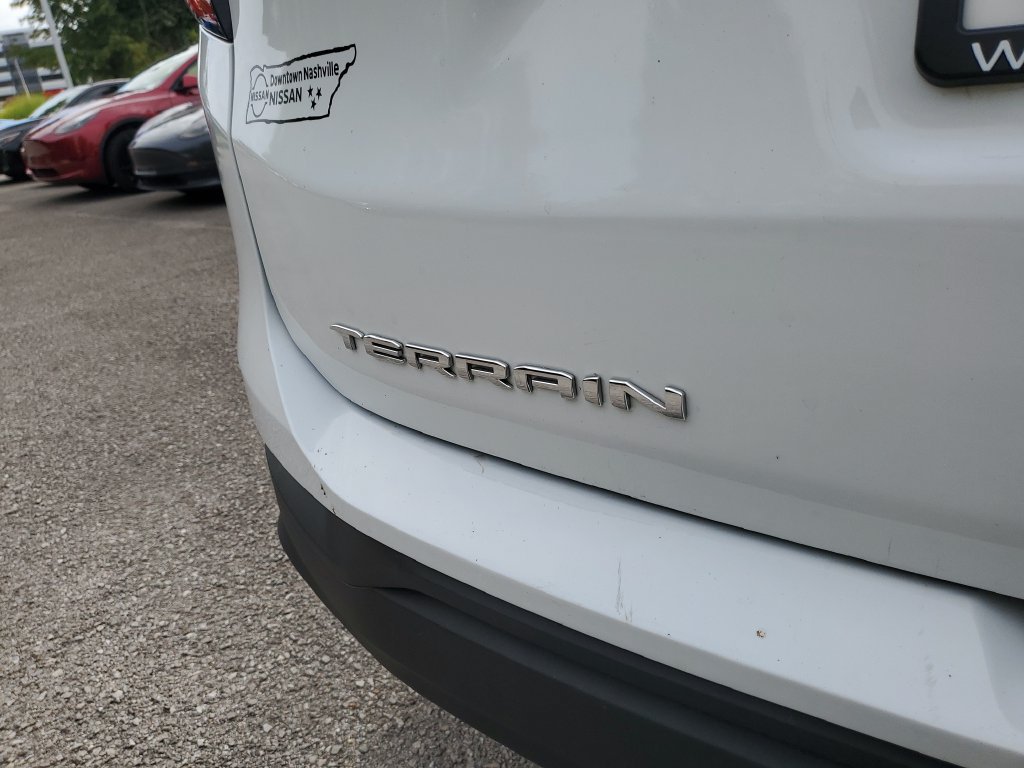 Used 2024 GMC Terrain SLE FWD image 8