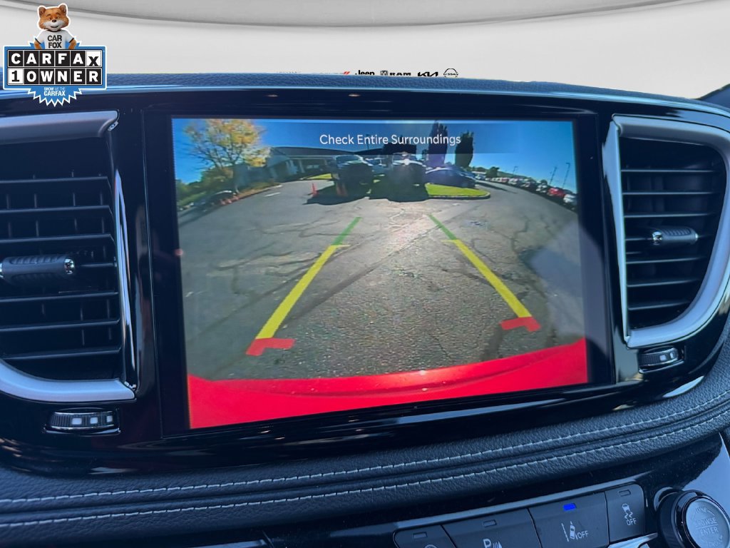 Used 2026 Chrysler Pacifica Select FWD image 25