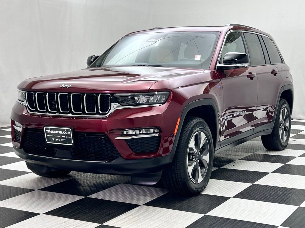 Used 2022 Jeep Grand Cherokee Limited 4xe image 4