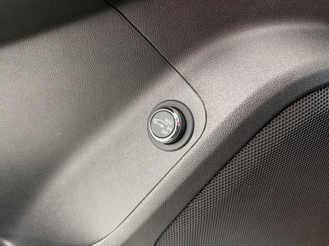 Certified 2023 GMC Acadia SLT image 25