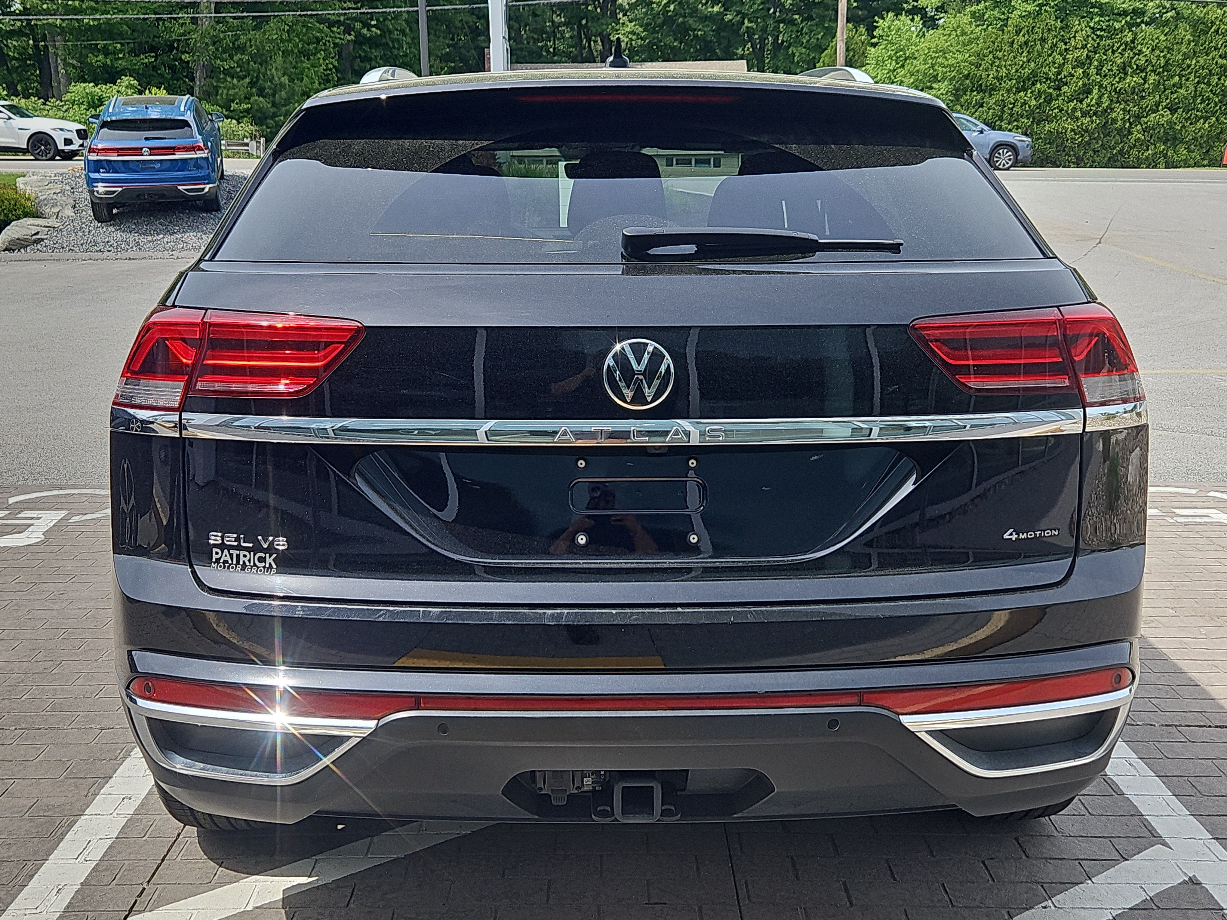 Certified 2023 Volkswagen Atlas Cross Sport SEL AWD/4WD image 31