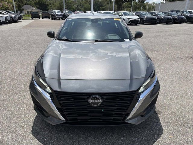 Used 2025 Nissan Altima 2.5 SV FWD image 5