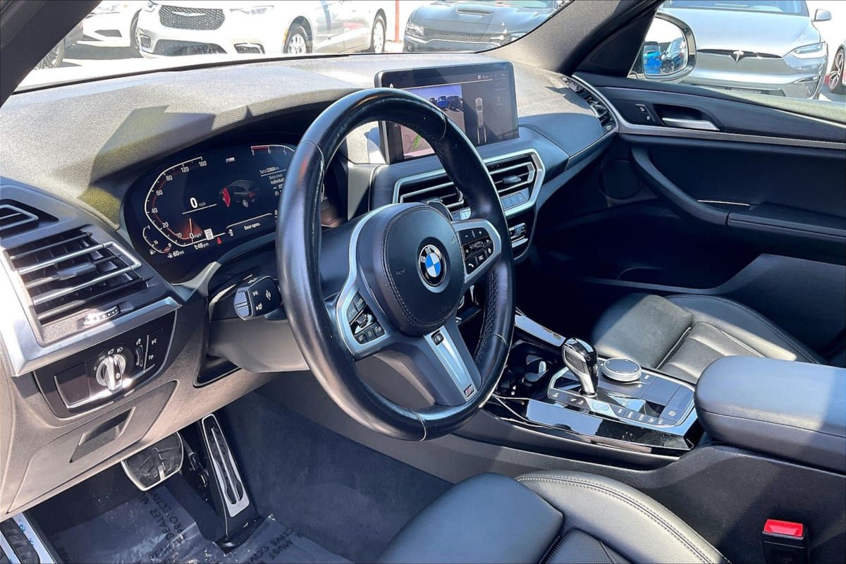 Used 2023 BMW X3 xDrive30i w/ M Sport Package AWD/4WD image 11