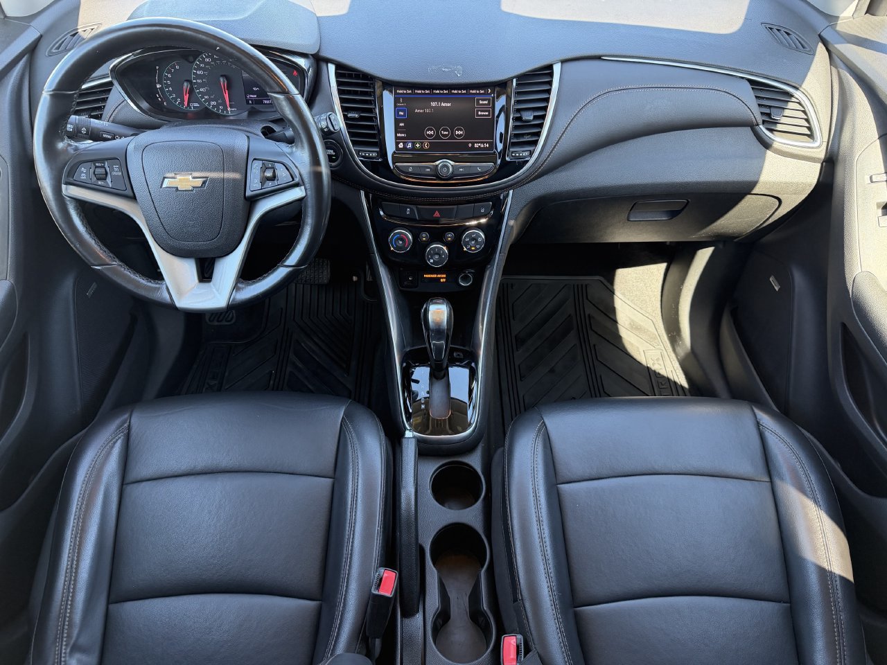 Used 2020 Chevrolet Trax Premier w/ LPO, Protection Package FWD image 10