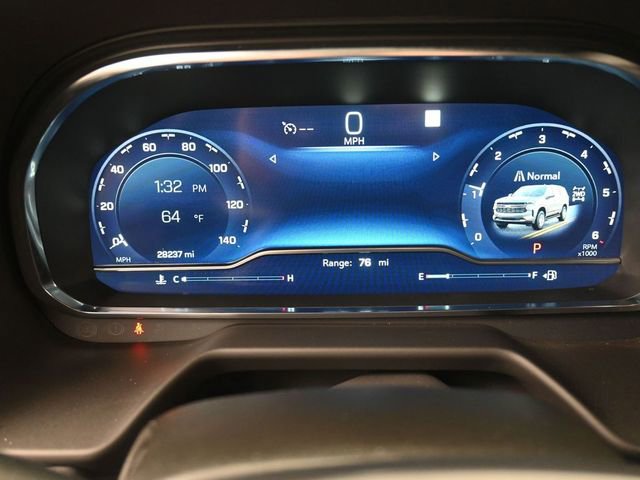 Used 2022 Chevrolet Tahoe LT w/ Luxury Package image 9