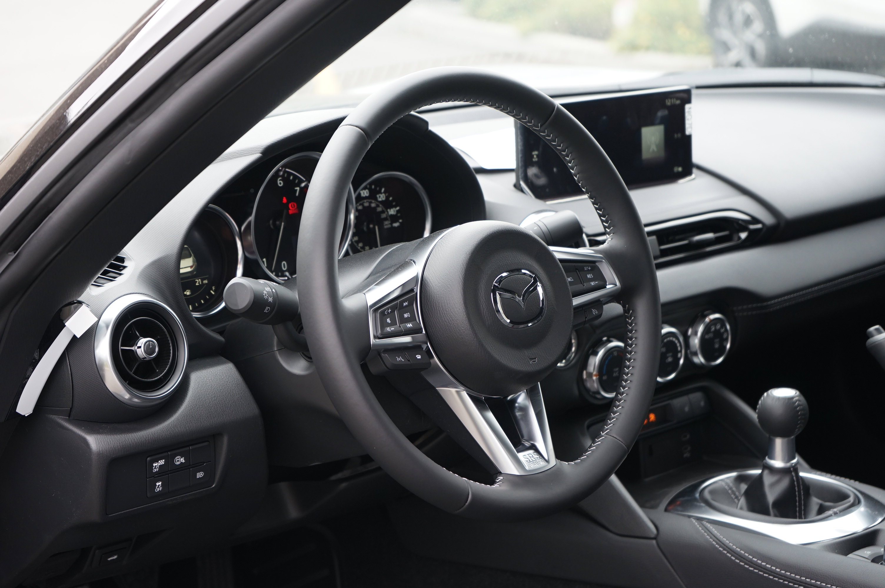 New 2025 MAZDA MX-5 Miata Grand Touring w/ Weather Package image 10