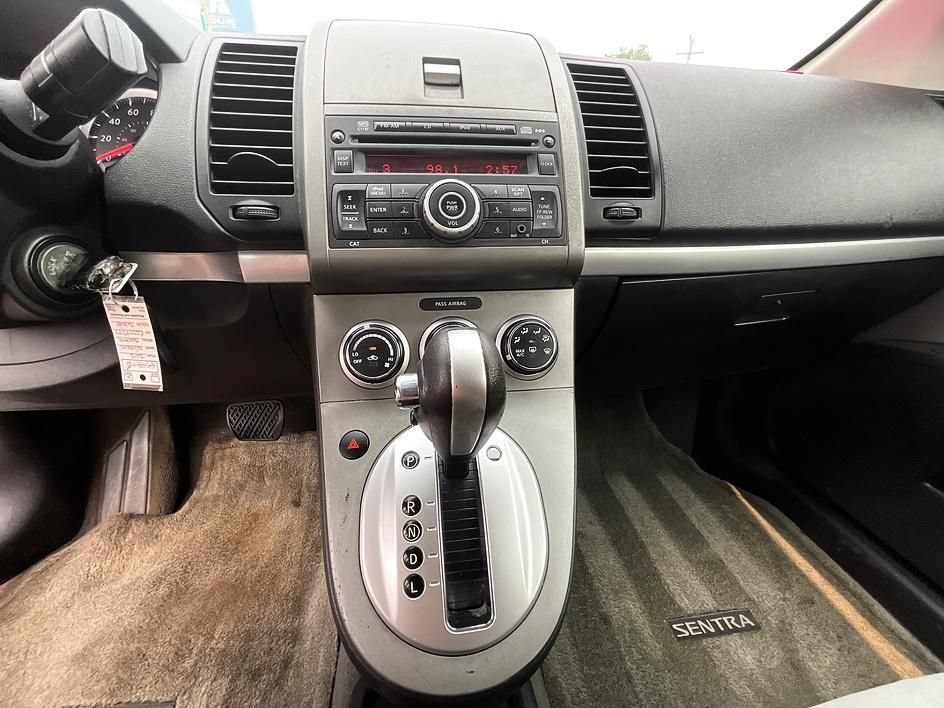 Used 2012 Nissan Sentra 2.0 S FWD image 18