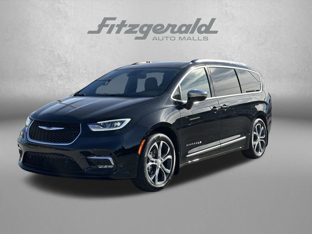 New 2026 Chrysler Pacifica Pinnacle image 13