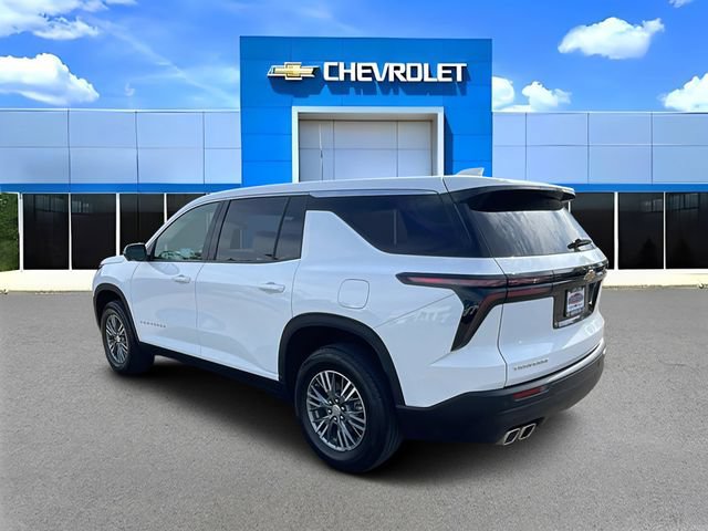 Used 2024 Chevrolet Traverse LS w/ LPO, Floor Liner Package FWD image 5