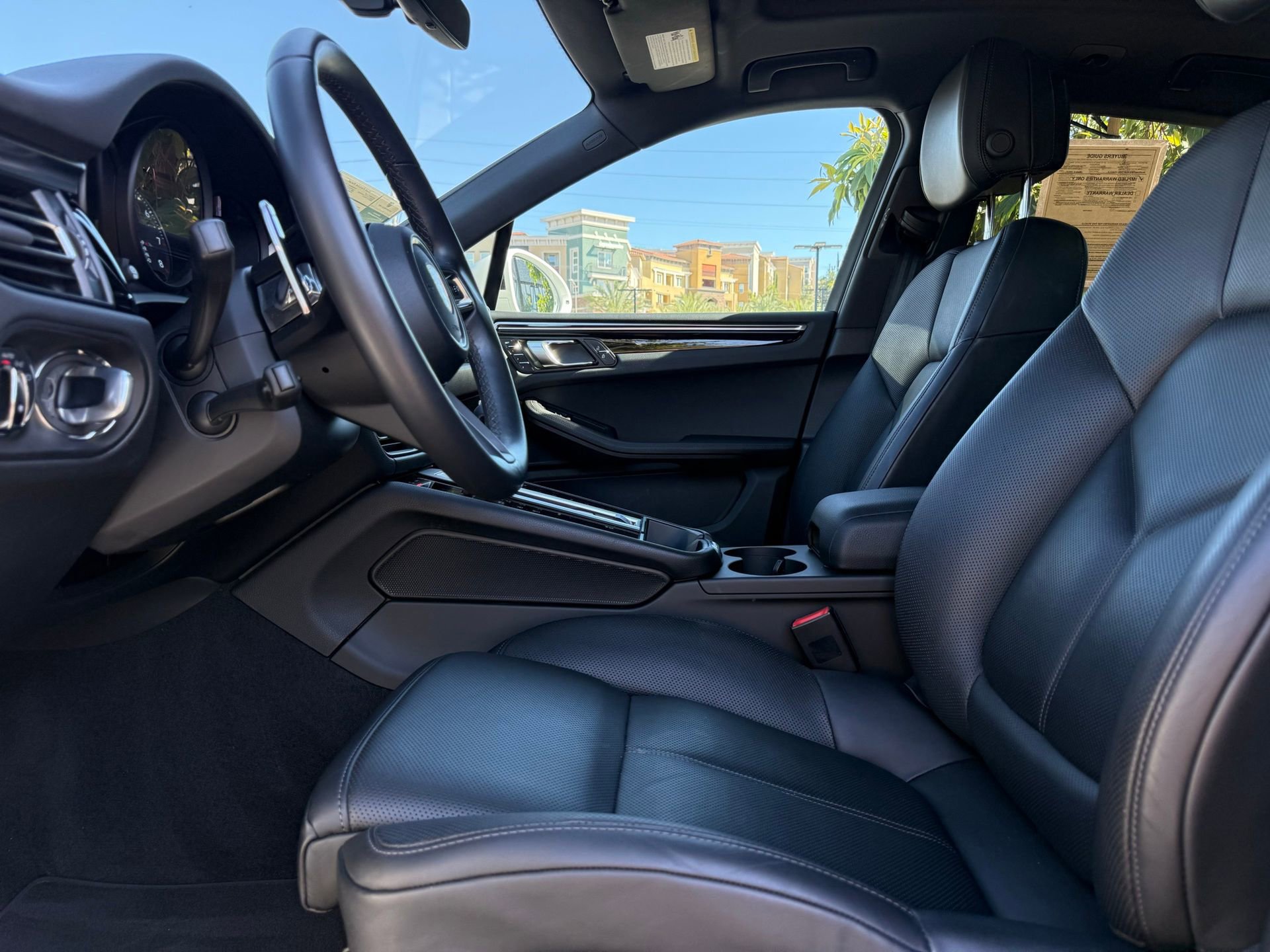 Used 2024 Porsche Macan image 13