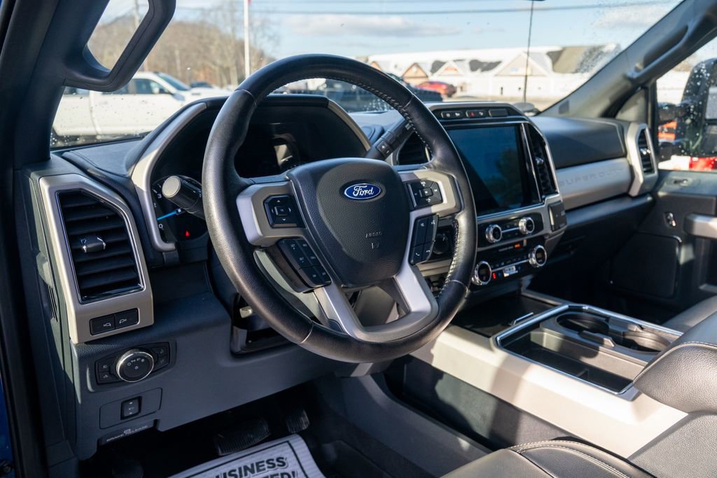 Used 2022 Ford F250 Lariat w/ Black Appearance Package image 20
